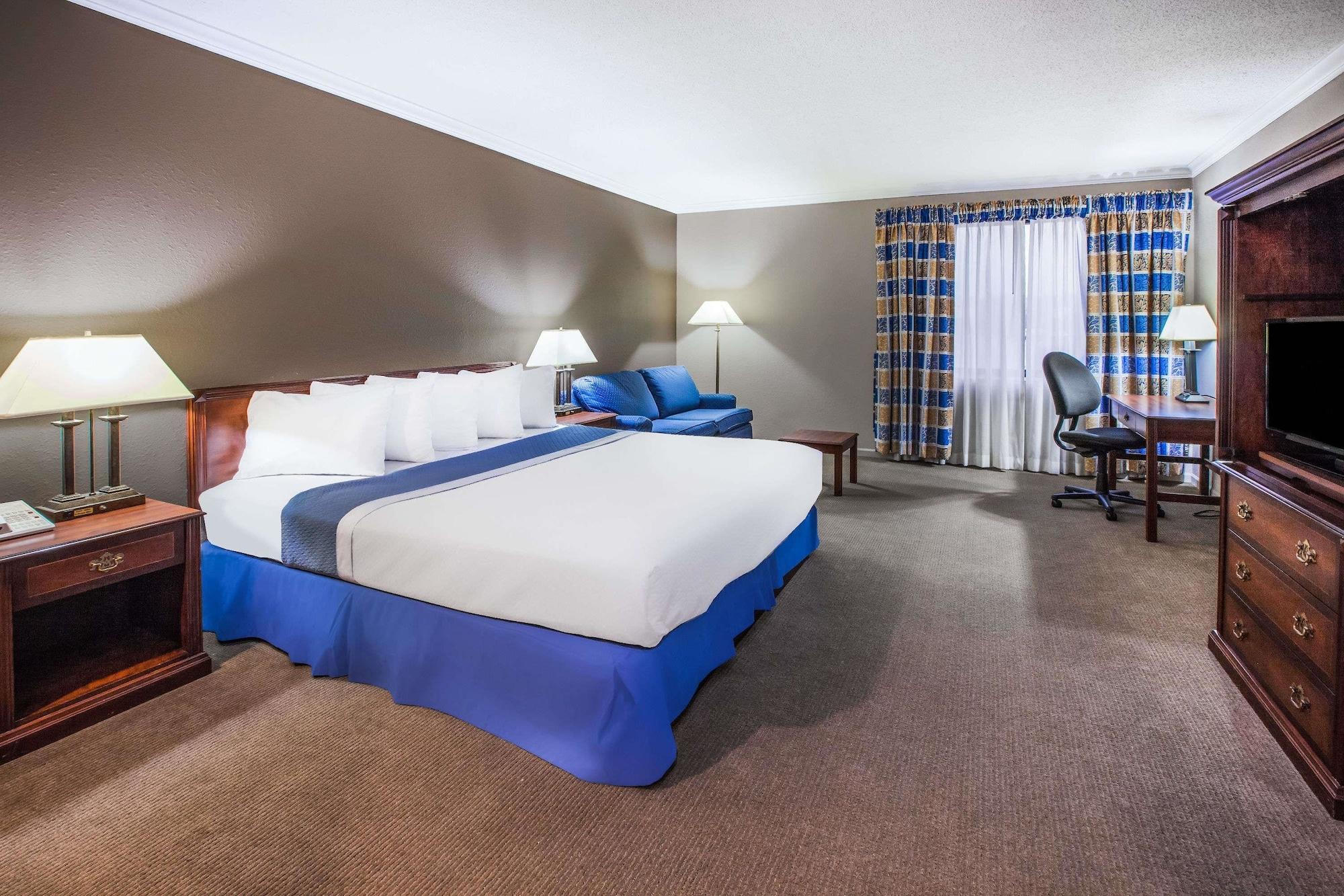 Days Inn By Wyndham Midland Kültér fotó